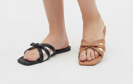 Graceful Bow Flat