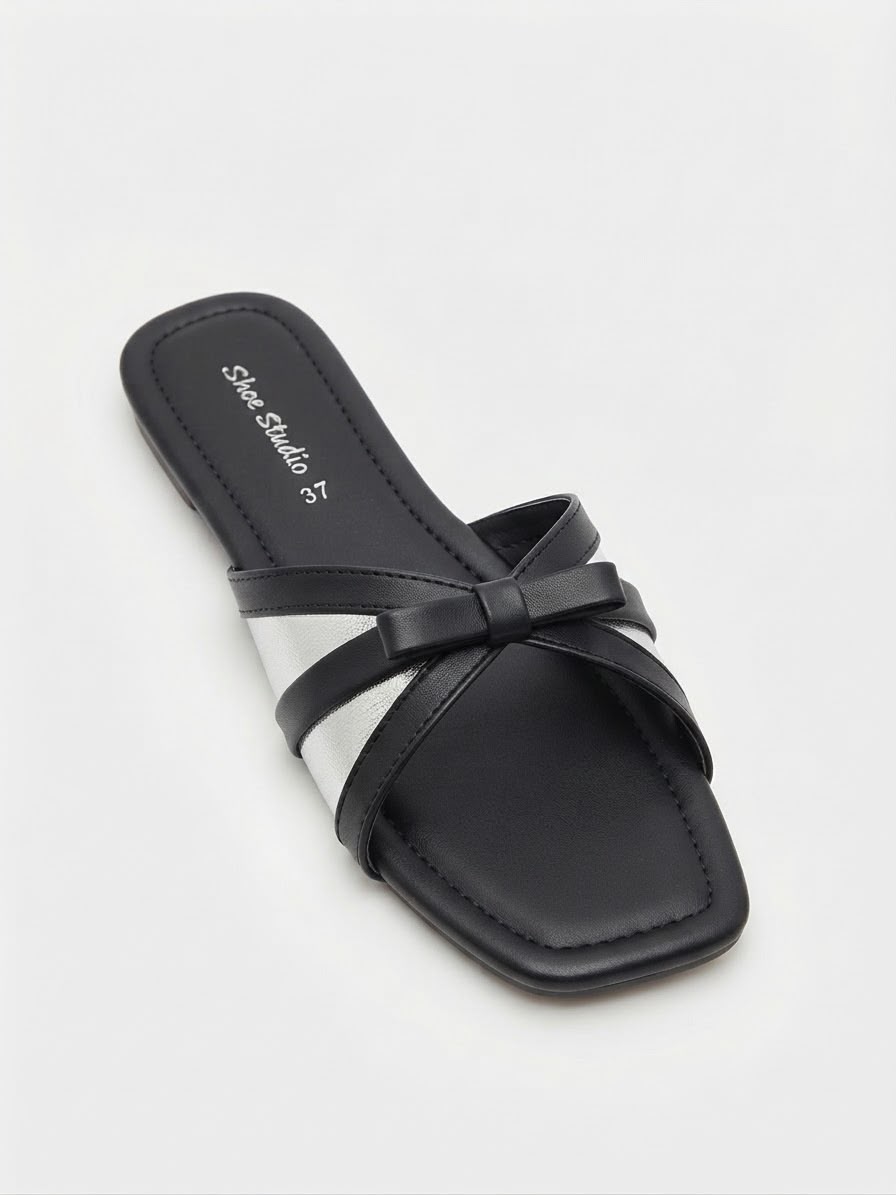 Graceful Bow Flat