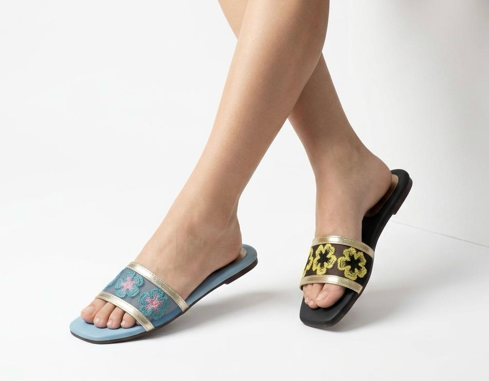 Net Embroidery Flowers Slipper