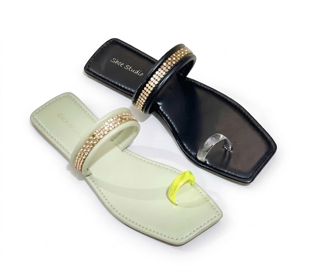 Royal Loop Slipper